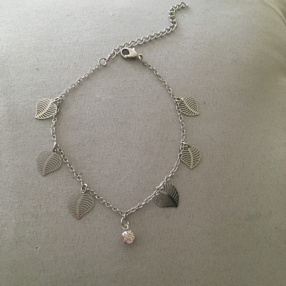 Silver Leaf Anklet - Picture 4 of 6